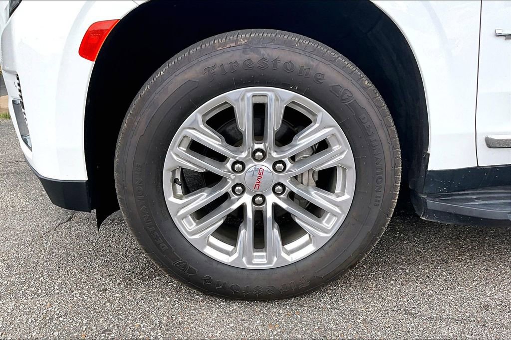 Used 2023 GMC Yukon SLT RWD image 4