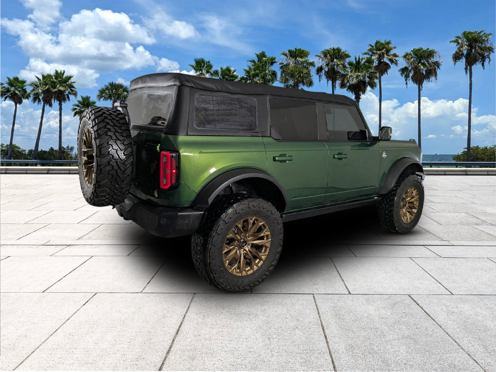 Used 2022 Ford Bronco Outer Banks w/ Sasquatch Package AWD/4WD image 8