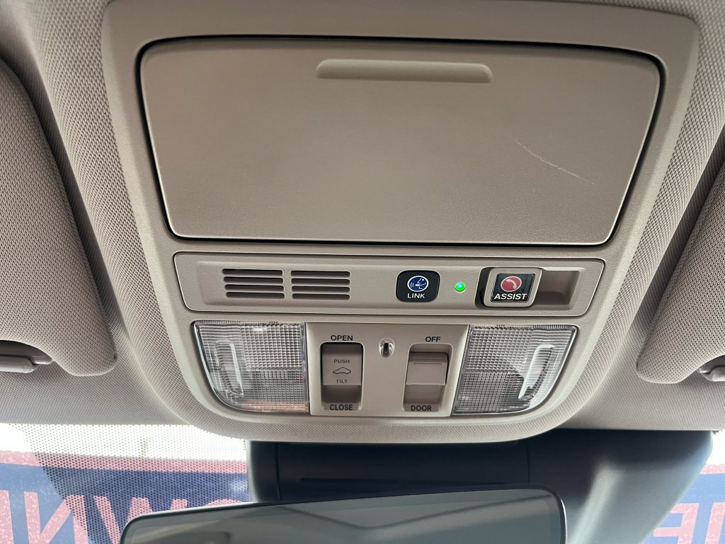 Used 2022 Honda Accord Touring image 19