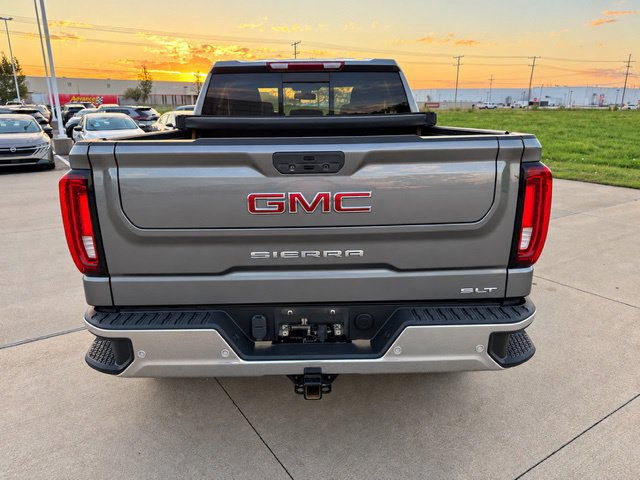 Used 2021 GMC Sierra 1500 SLT w/ SLT Premium Plus Package AWD/4WD image 6