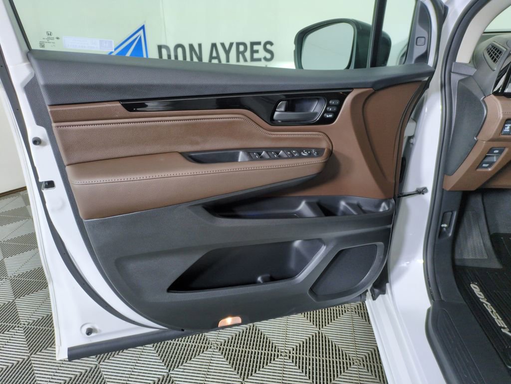 Used 2026 Honda Odyssey Touring image 10