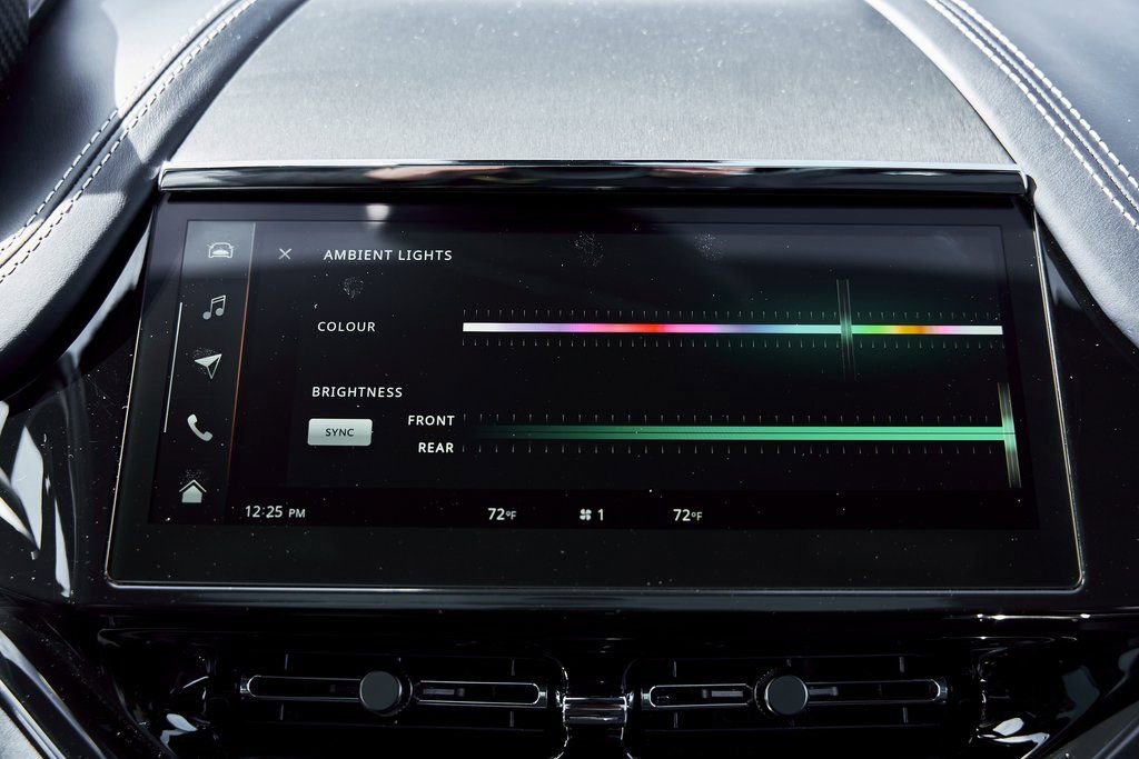 Used 2025 Aston Martin DBX 707 image 74