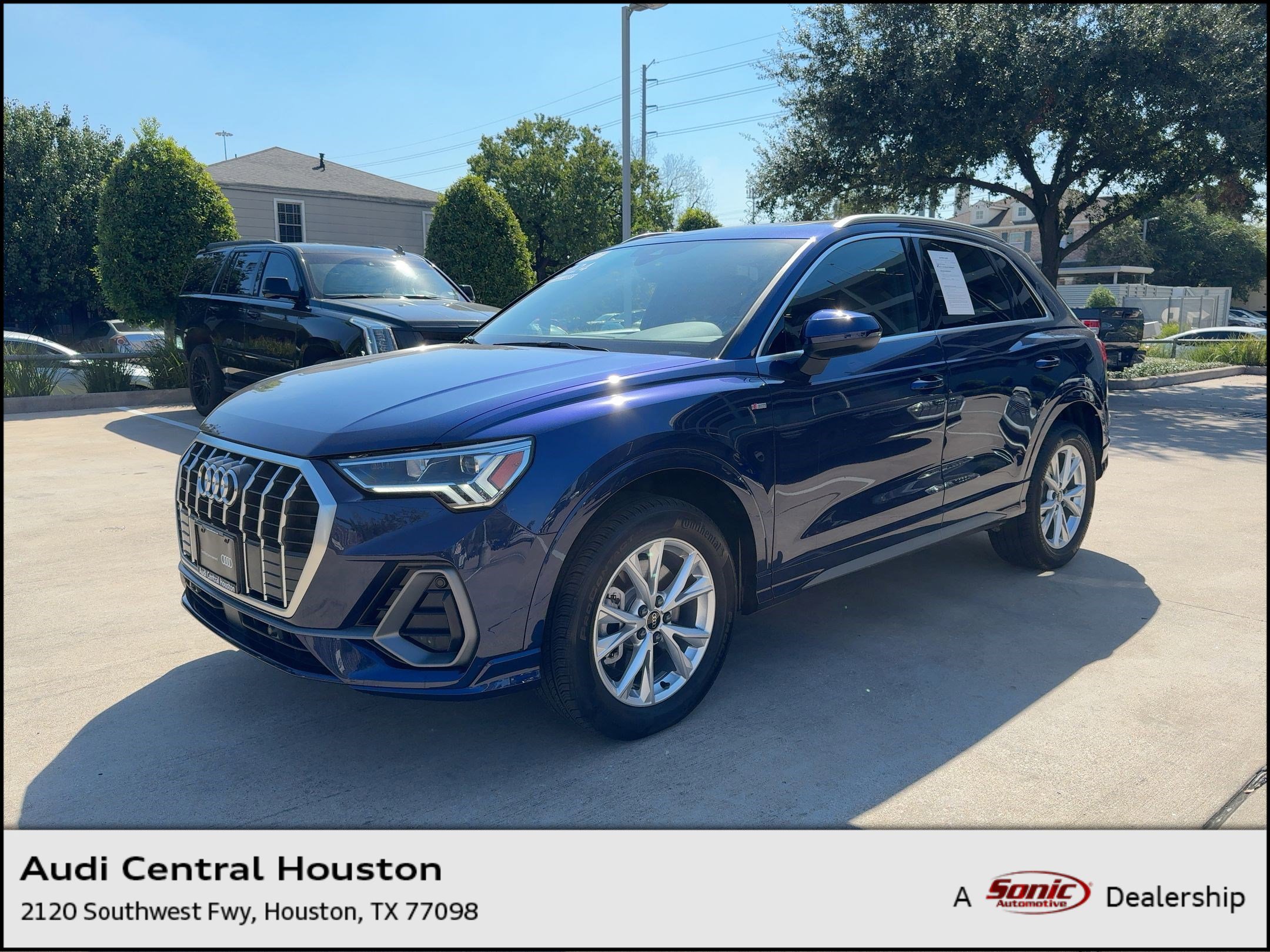 Certified 2024 Audi Q3 2.0T Premium w/ Convenience Package
