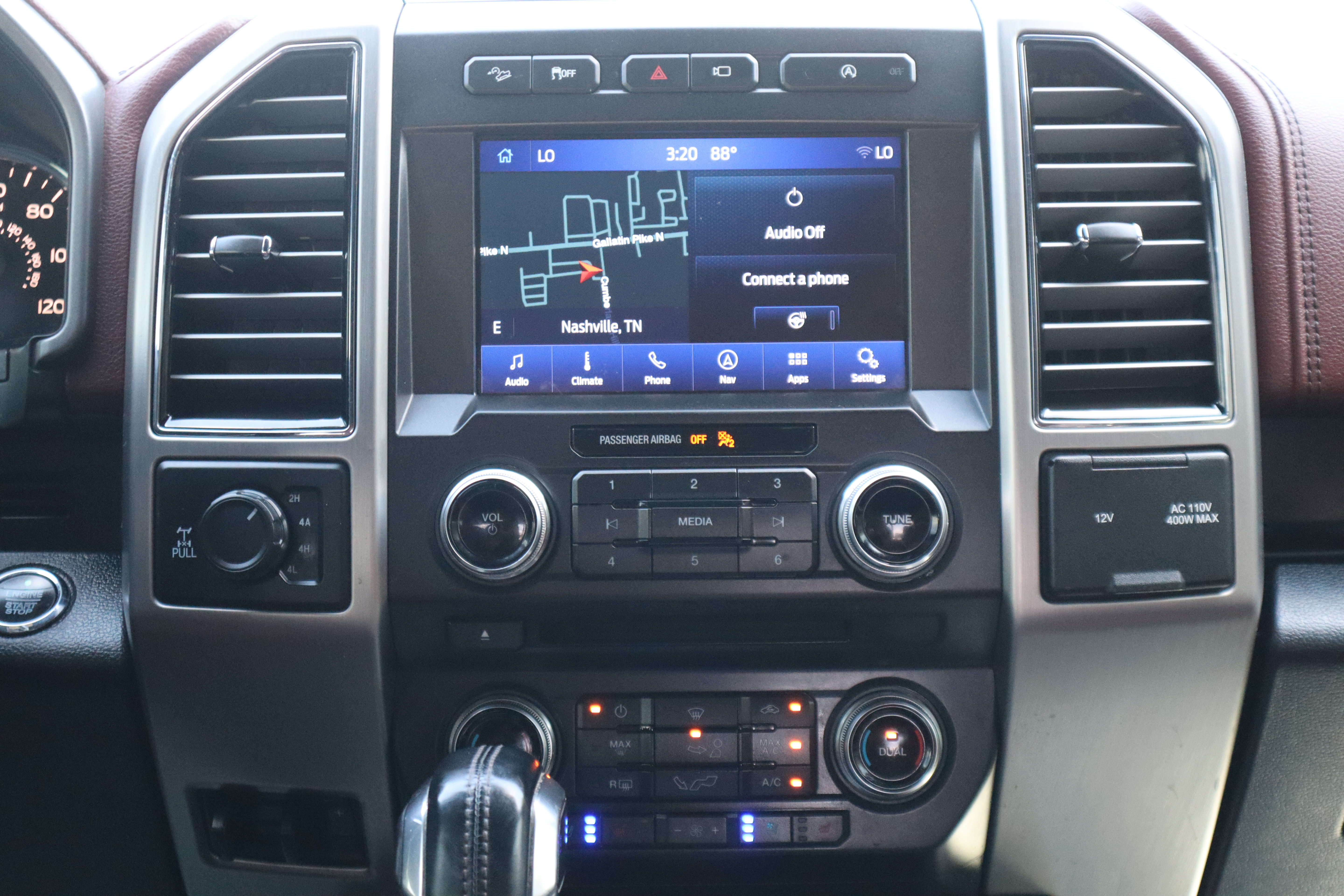 Used 2018 Ford F150 Platinum w/ Equipment Group 701A Luxury AWD/4WD image 14
