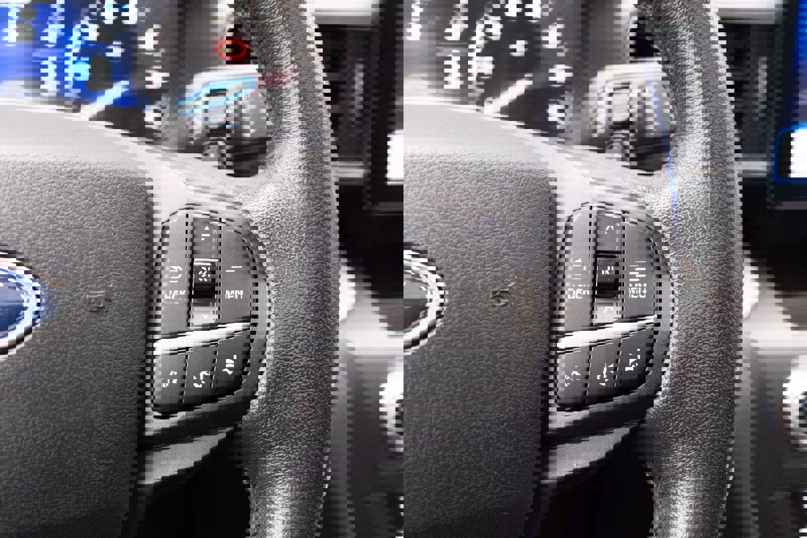 Used 2020 Ford Explorer XLT w/ Equipment Group 202A image 9