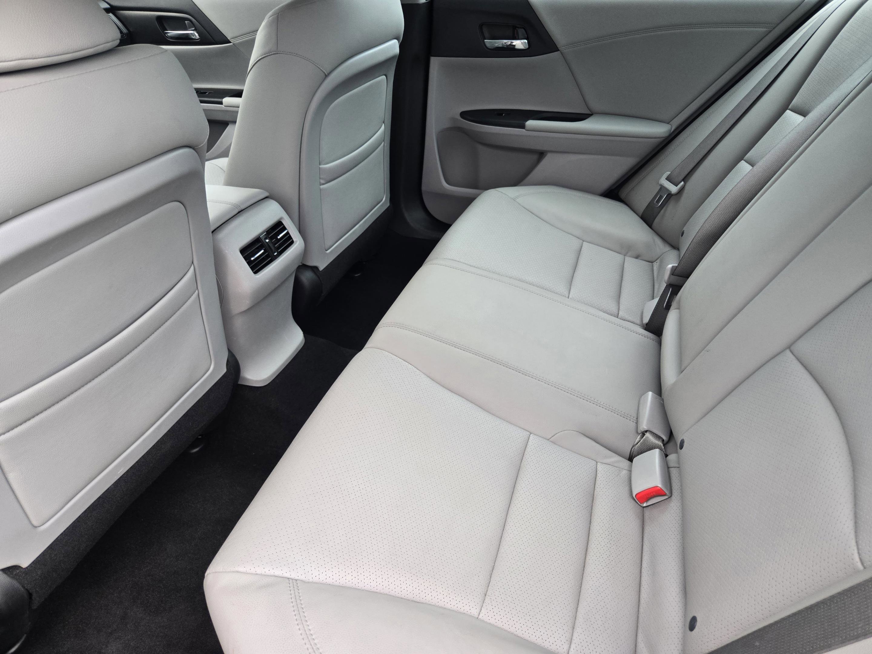 Used 2013 Honda Accord EX-L image 27