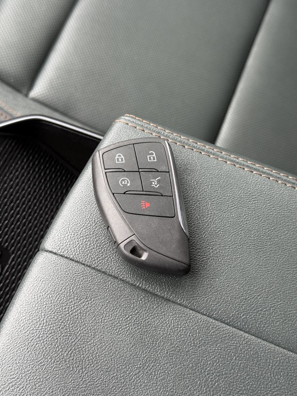 Used 2026 GMC Terrain AT4 image 21