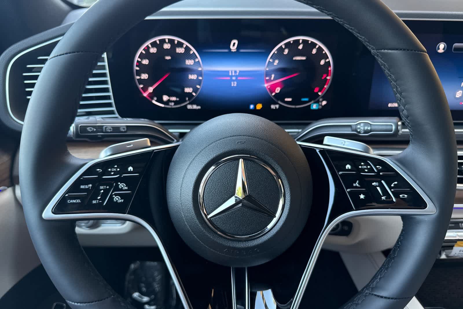 New 2026 Mercedes-Benz GLE 350 4MATIC image 23