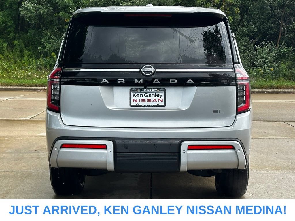 Used 2025 Nissan Armada SL w/ Captain's Chari Seat Package AWD/4WD image 4