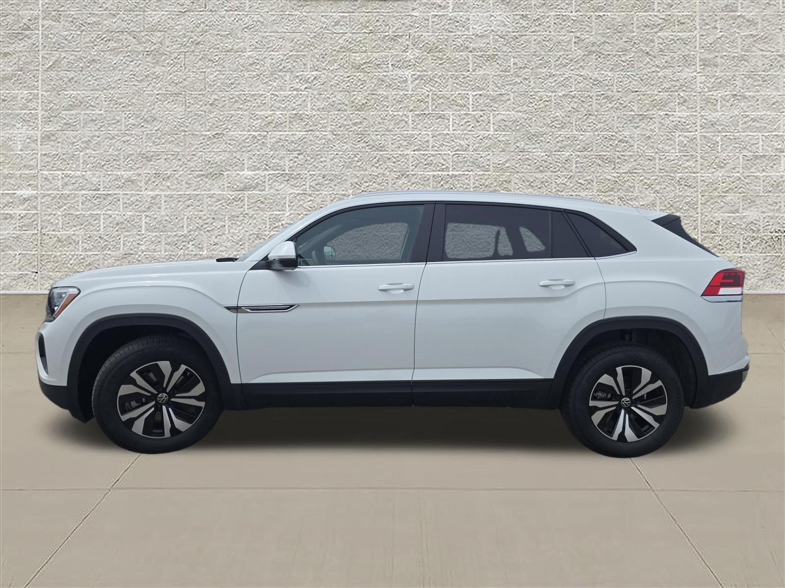 New 2026 Volkswagen Atlas Cross Sport SE AWD/4WD image 4