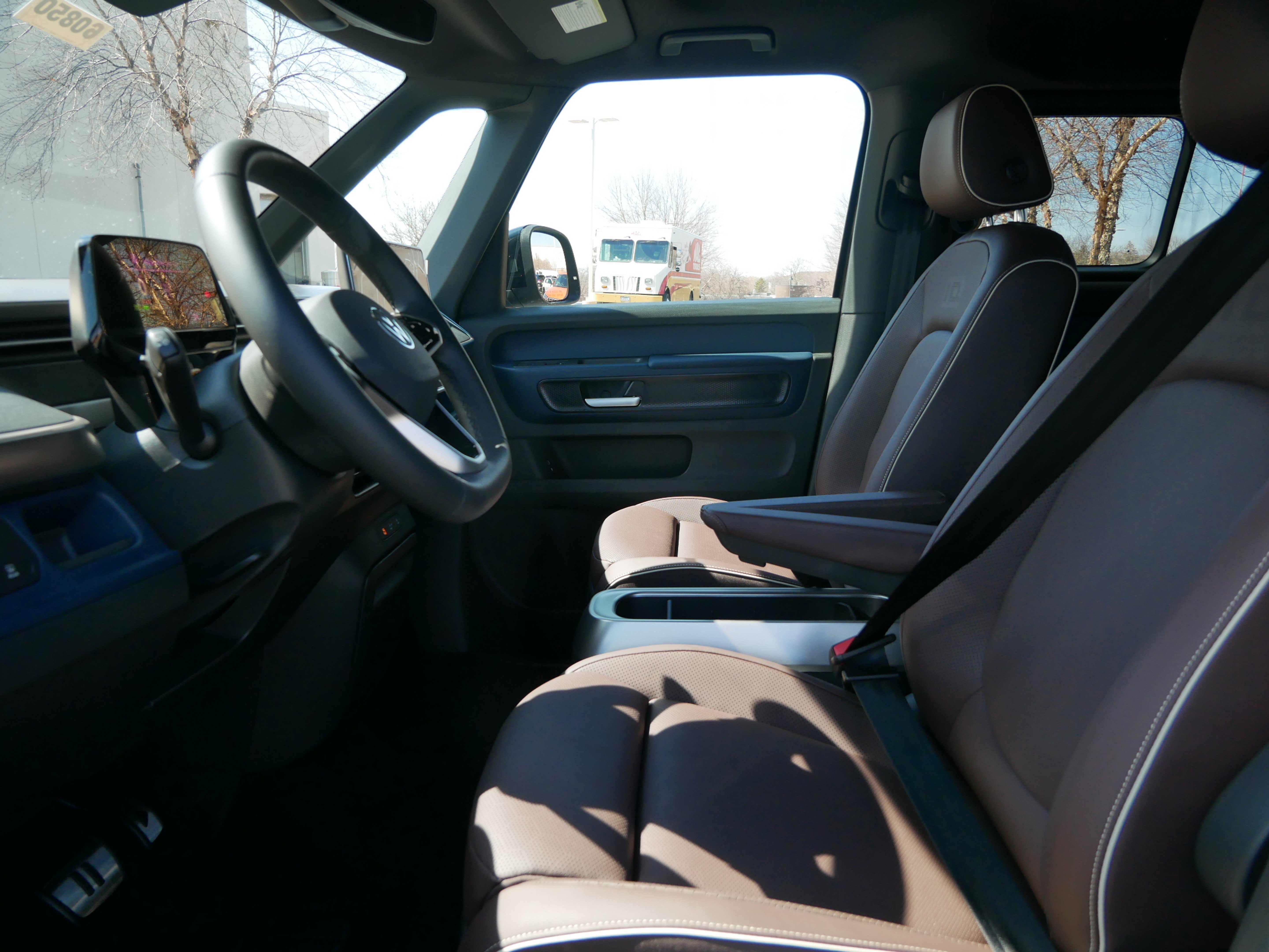 New 2025 Volkswagen ID. Buzz Pro S image 9