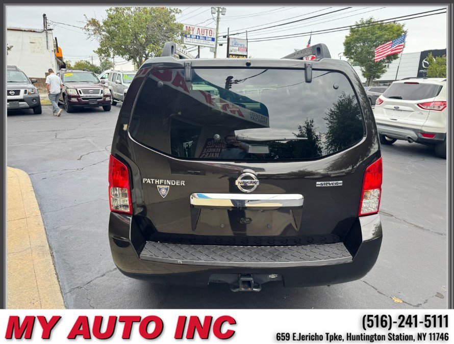 Used 2012 Nissan Pathfinder Silver w/ DVD Entertainment Pkg AWD/4WD image 5