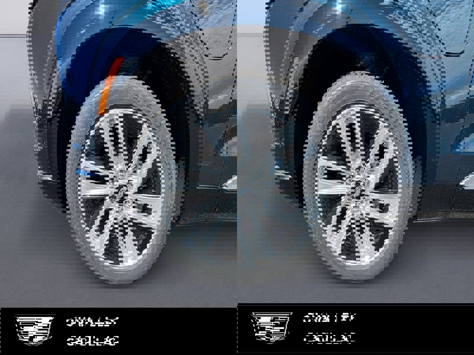 New 2026 Cadillac Vistiq Luxury w/ LPO, Floor Liner Package image 9