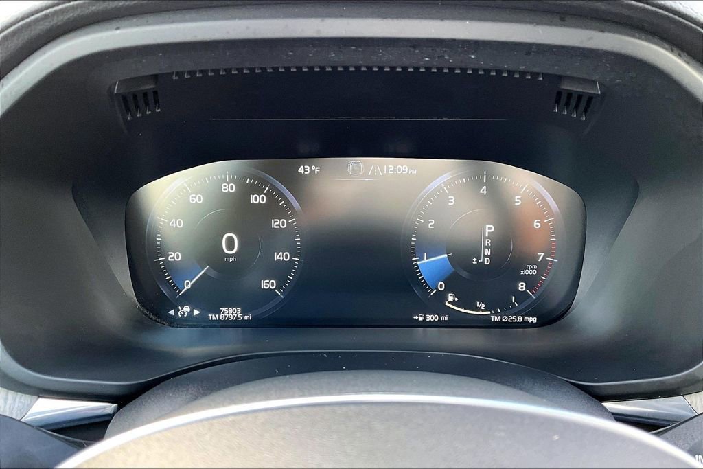 Used 2021 Volvo XC60 T5 Inscription w/ Advanced Package image 13