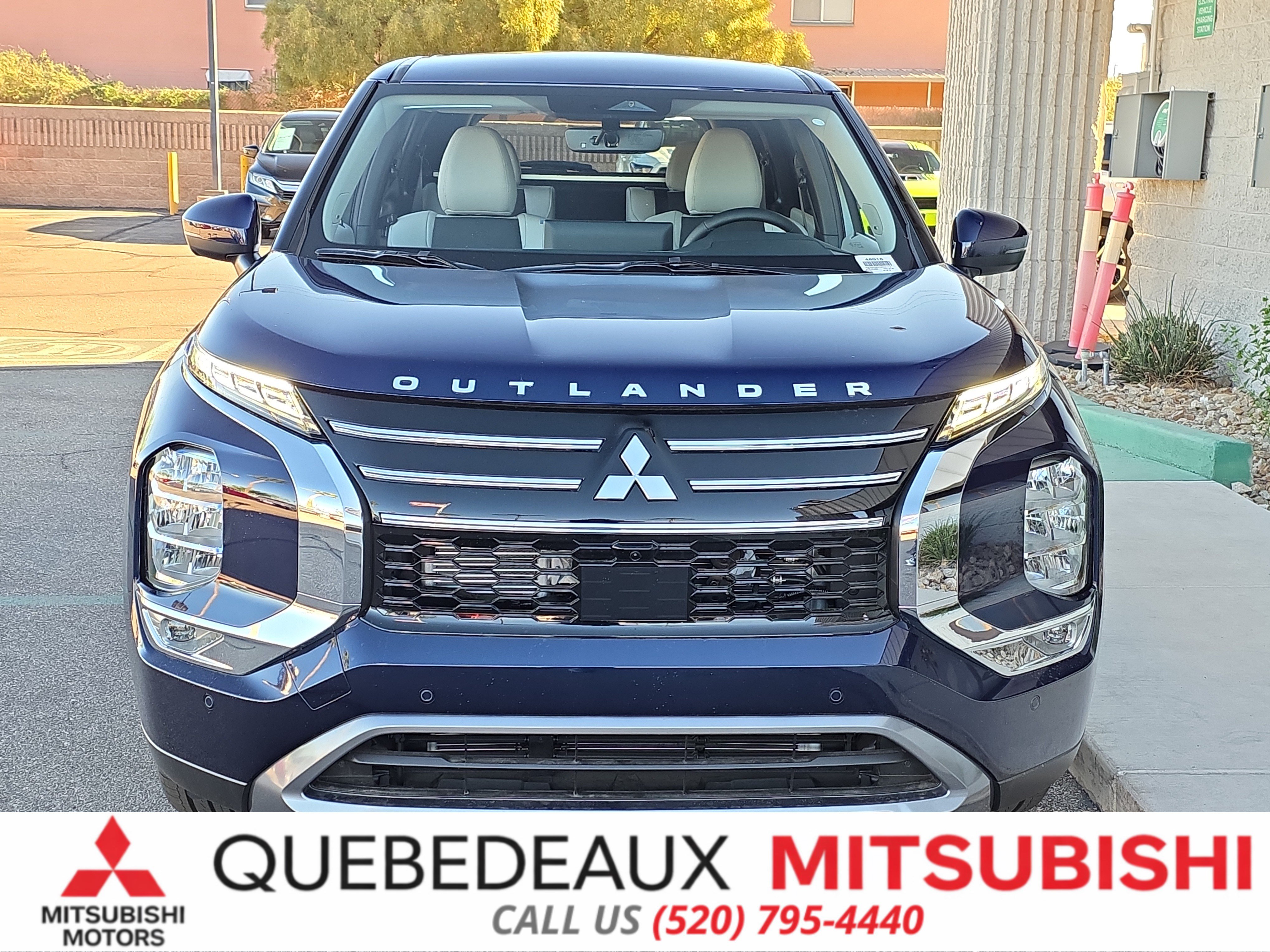 New 2026 Mitsubishi Outlander SE FWD image 2