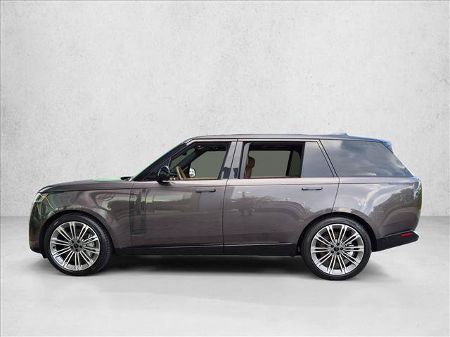 Used 2026 Land Rover Range Rover Long Wheelbase SE AWD/4WD image 9
