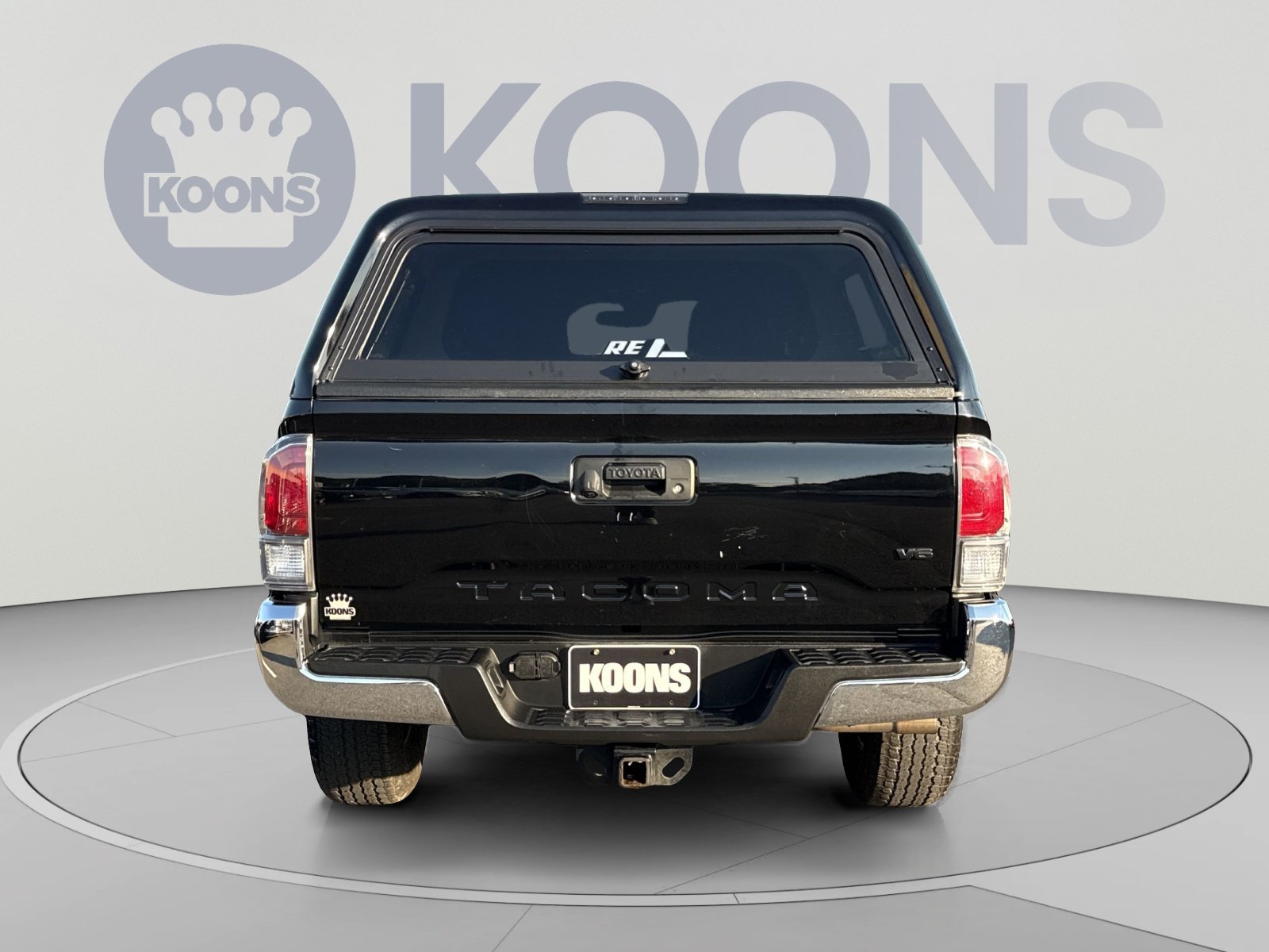 Used 2022 Toyota Tacoma TRD Off-Road AWD/4WD image 5