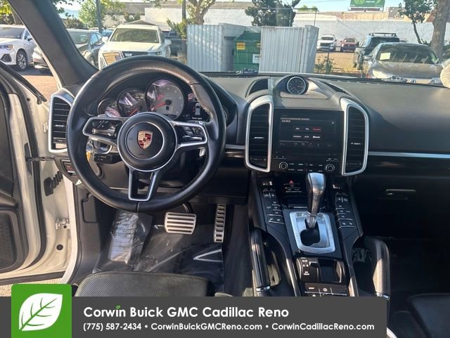 Used 2017 Porsche Cayenne S AWD/4WD image 33