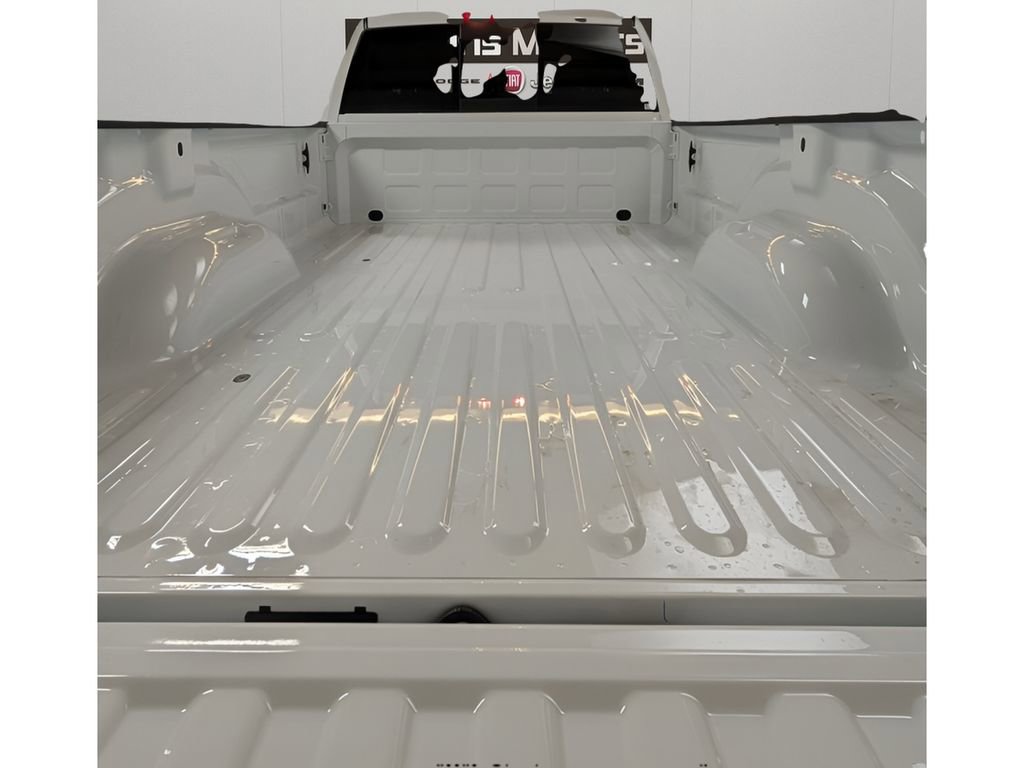 New 2026 RAM 2500 Tradesman AWD/4WD image 18