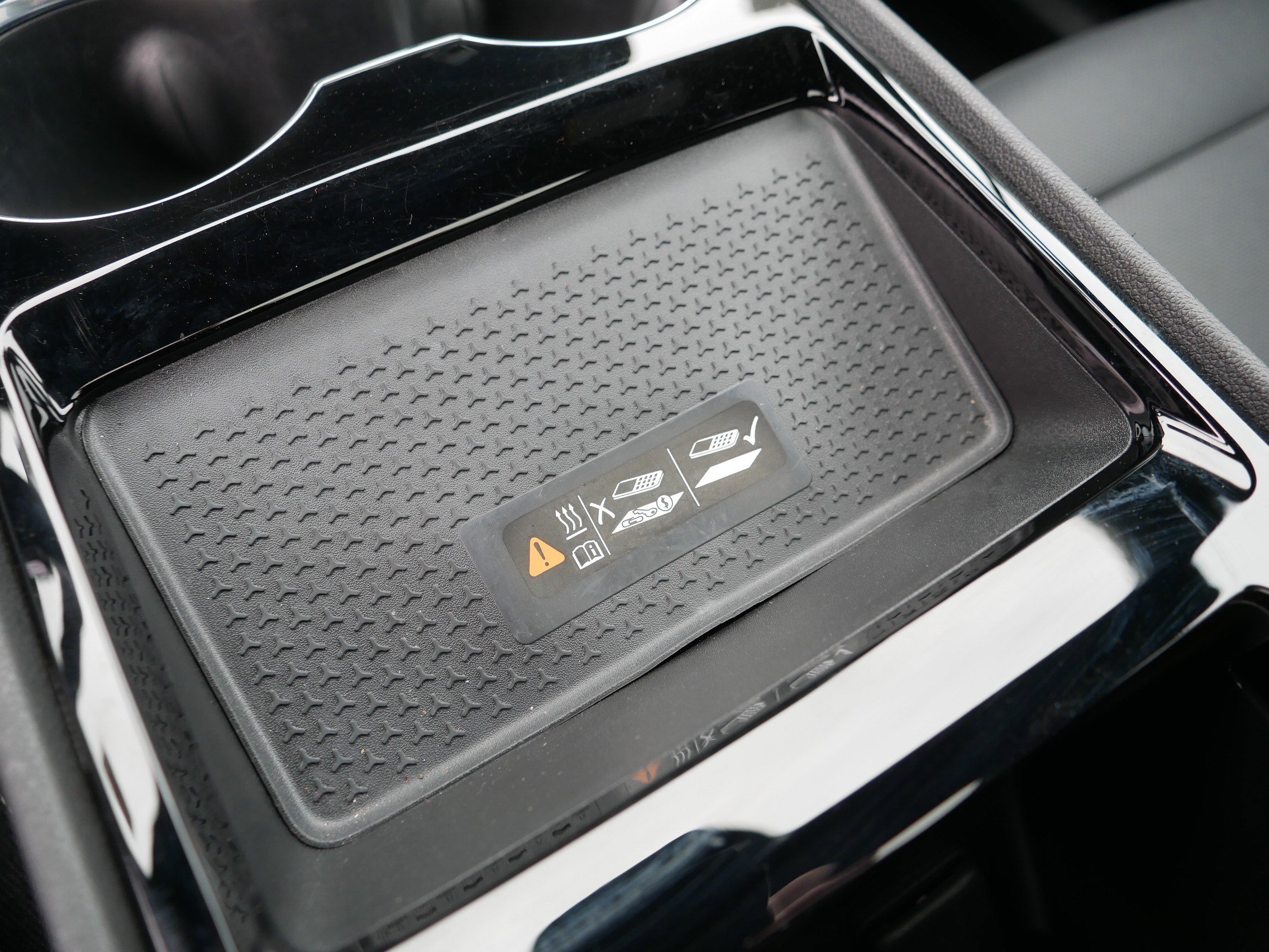 Used 2024 Chevrolet Blazer EV LT image 36