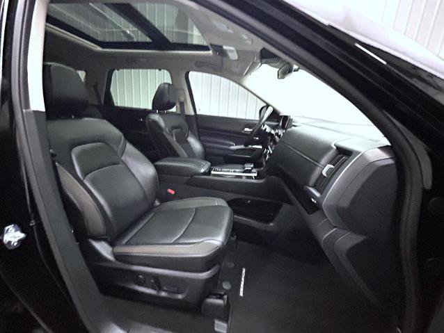 Certified 2025 Nissan Pathfinder SL w/ SL Premium Package AWD/4WD image 15