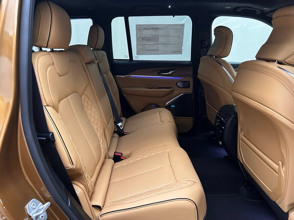 New 2026 Jeep Grand Cherokee Summit AWD/4WD image 15