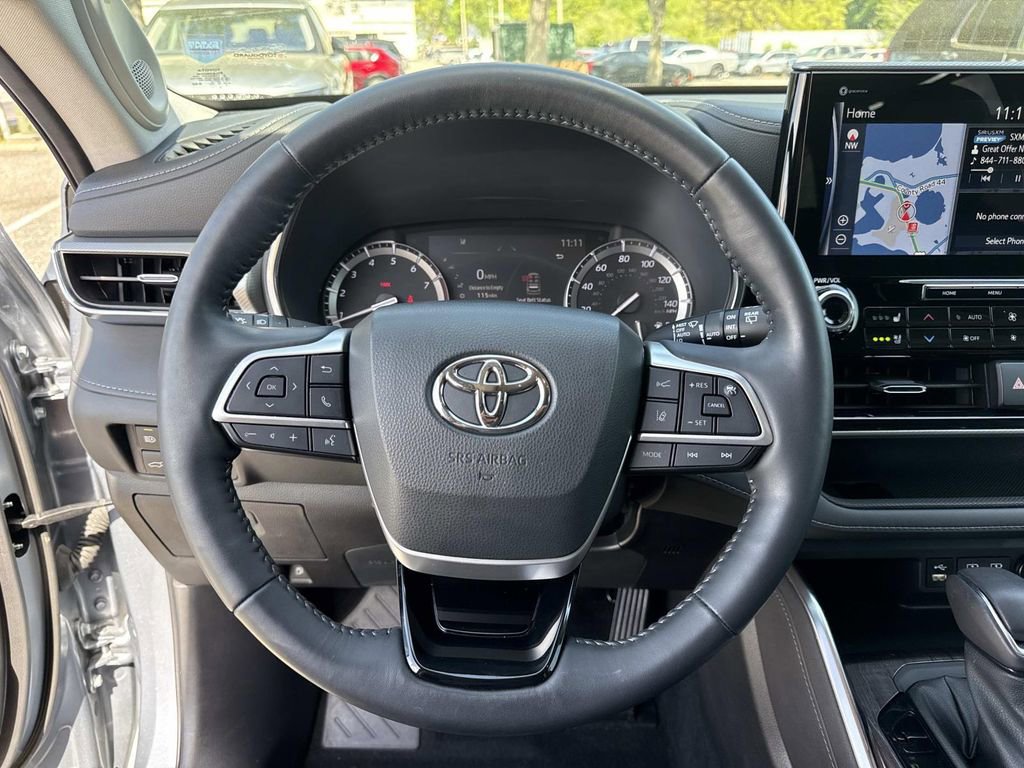 Used 2022 Toyota Highlander Platinum image 27