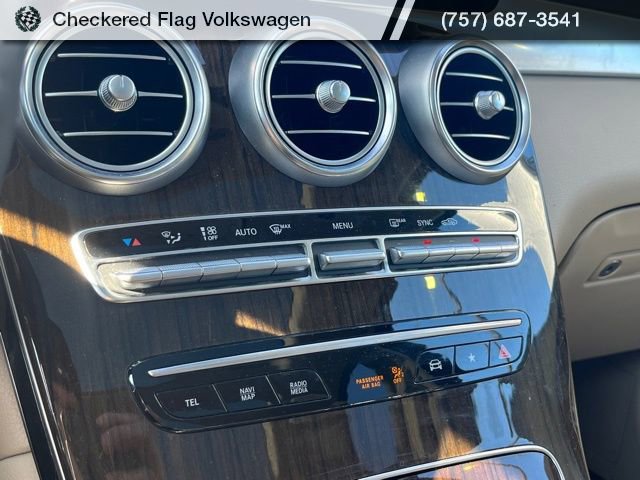 Used 2021 Mercedes-Benz GLC 300 4MATIC image 43