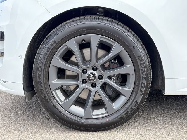 Used 2024 Land Rover Range Rover Sport Dynamic SE AWD/4WD image 32