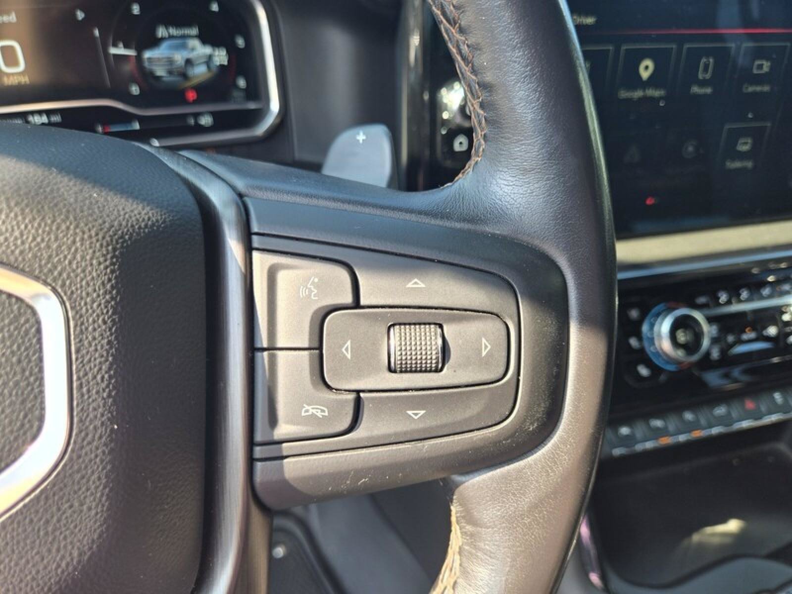Used 2022 GMC Sierra 1500 AT4 w/ AT4 Premium Package AWD/4WD image 10