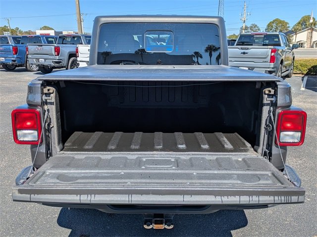 Used 2020 Jeep Gladiator Sport image 13