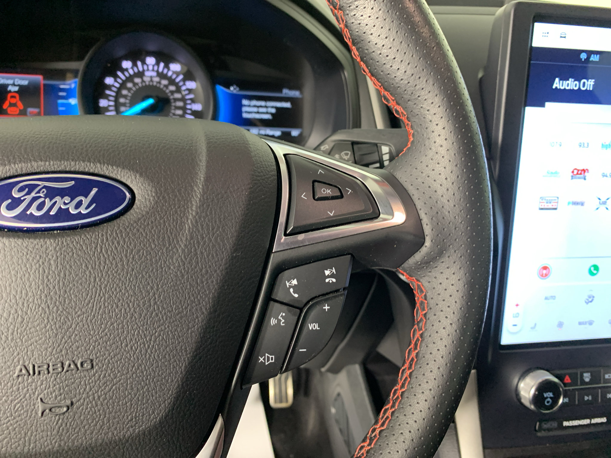 Used 2023 Ford Edge ST-Line AWD/4WD image 19