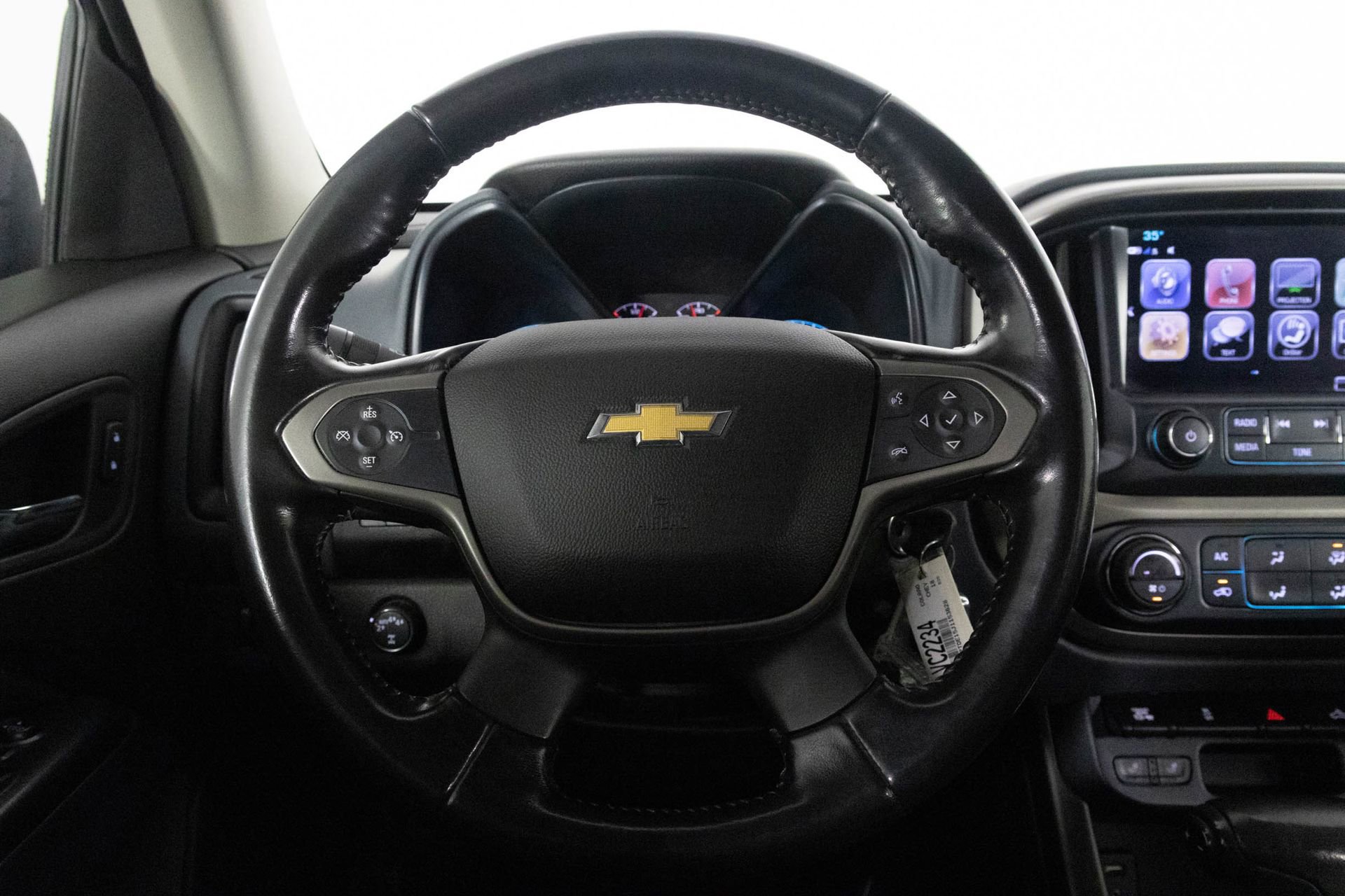 Used 2018 Chevrolet Colorado Z71 image 25