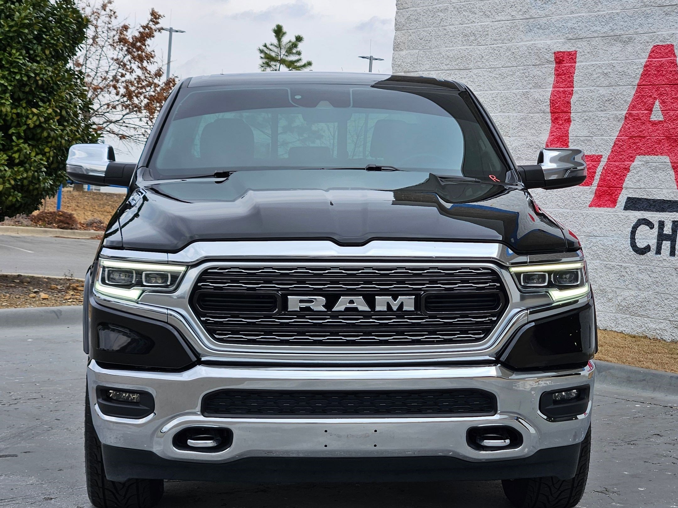 Used 2024 RAM 1500 Limited image 2