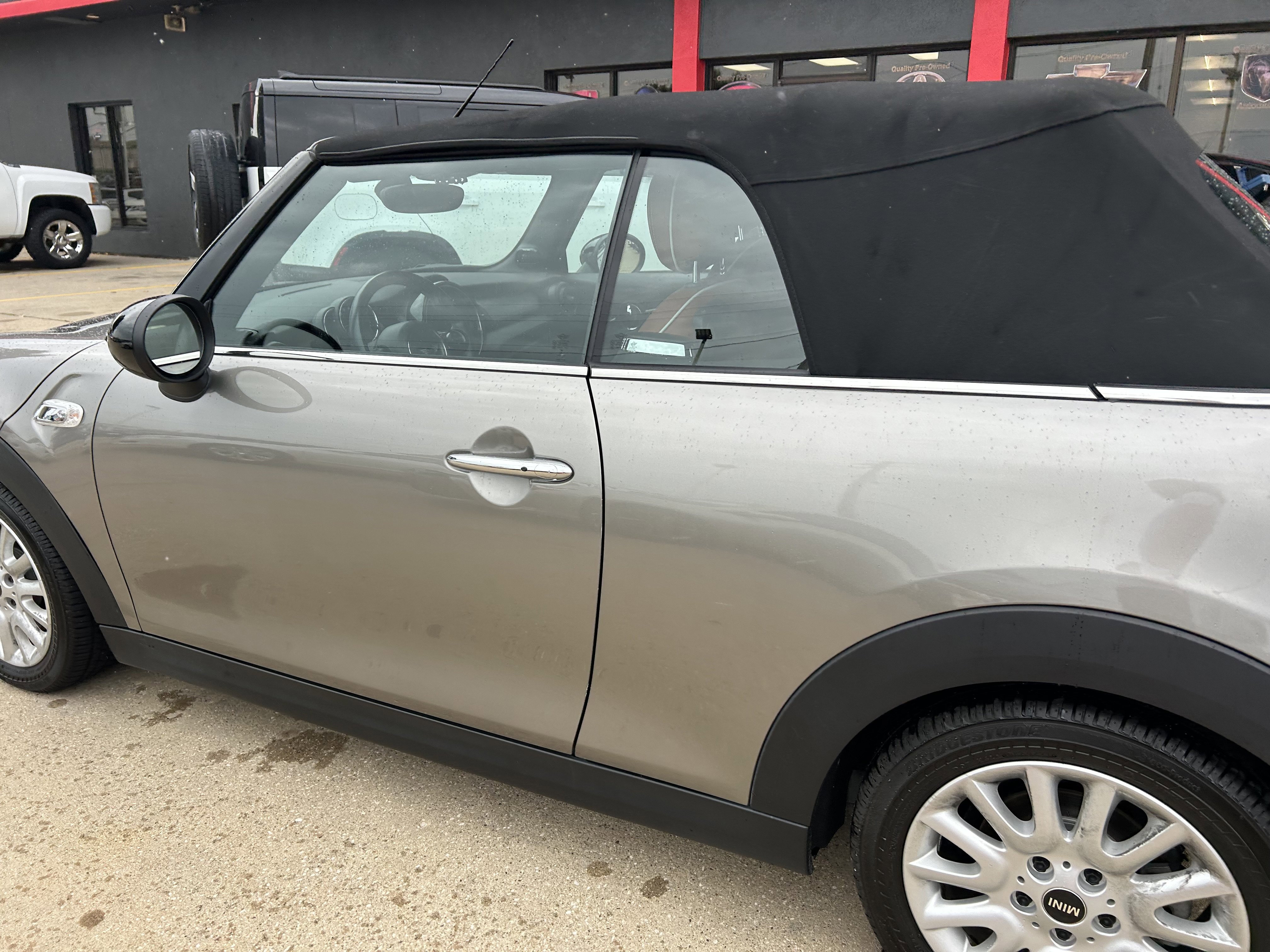 Used 2016 MINI Cooper S image 9