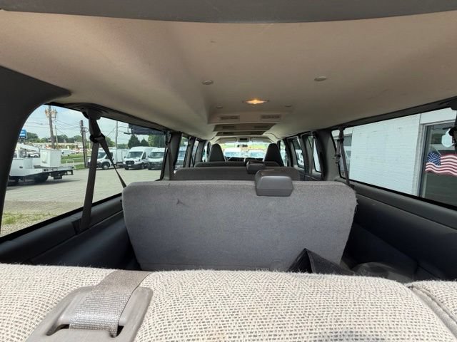Used 2024 Chevrolet Express 3500 LS RWD image 8