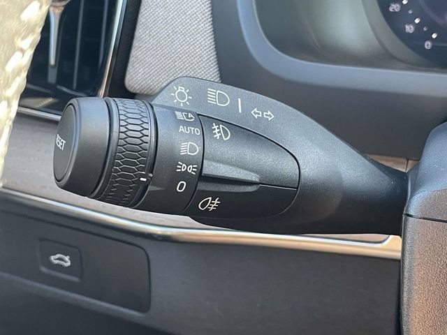 Certified 2026 Volvo XC90 B5 Plus AWD/4WD image 24