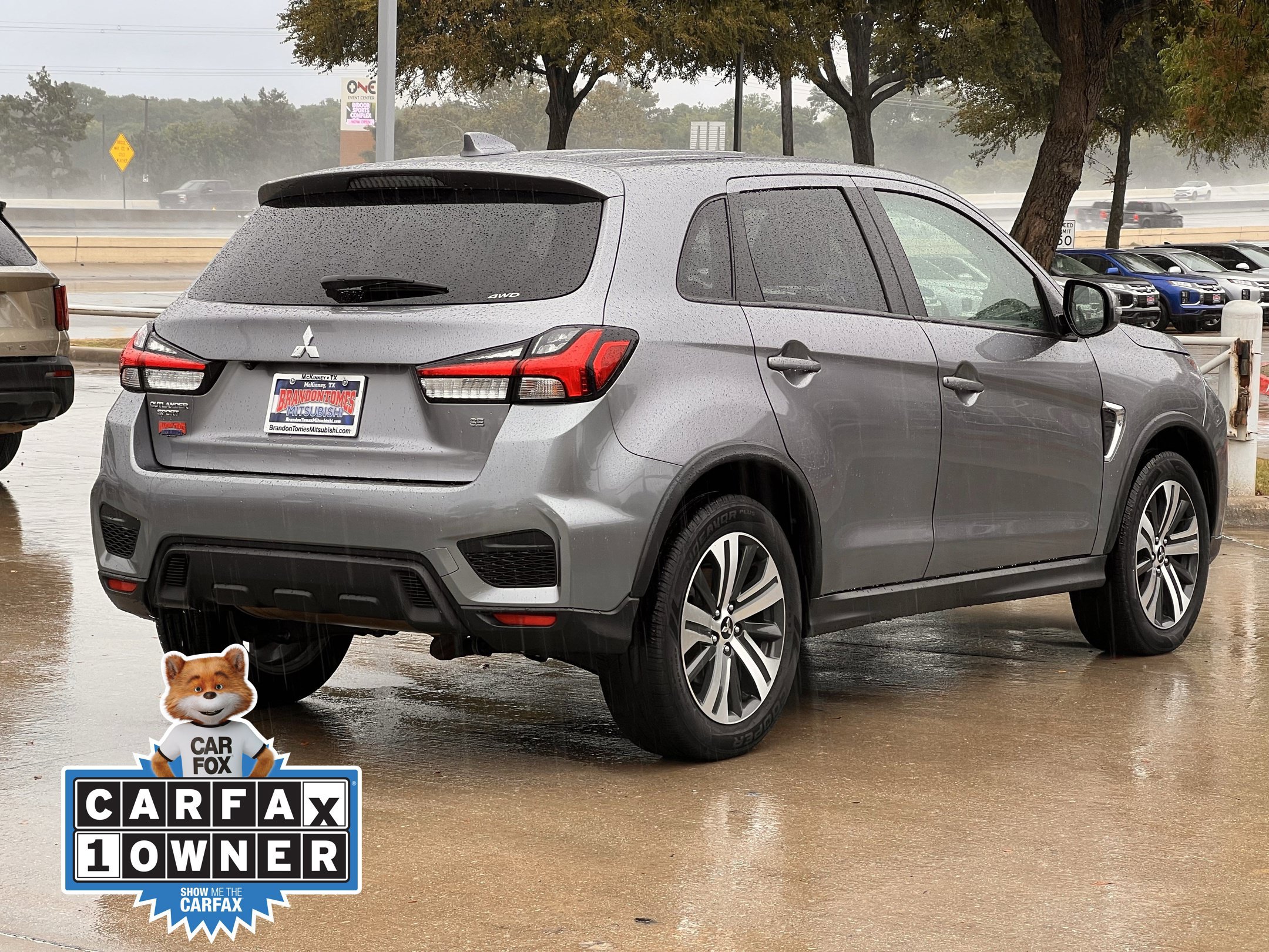 Used 2024 Mitsubishi Outlander Sport SE AWD/4WD image 3