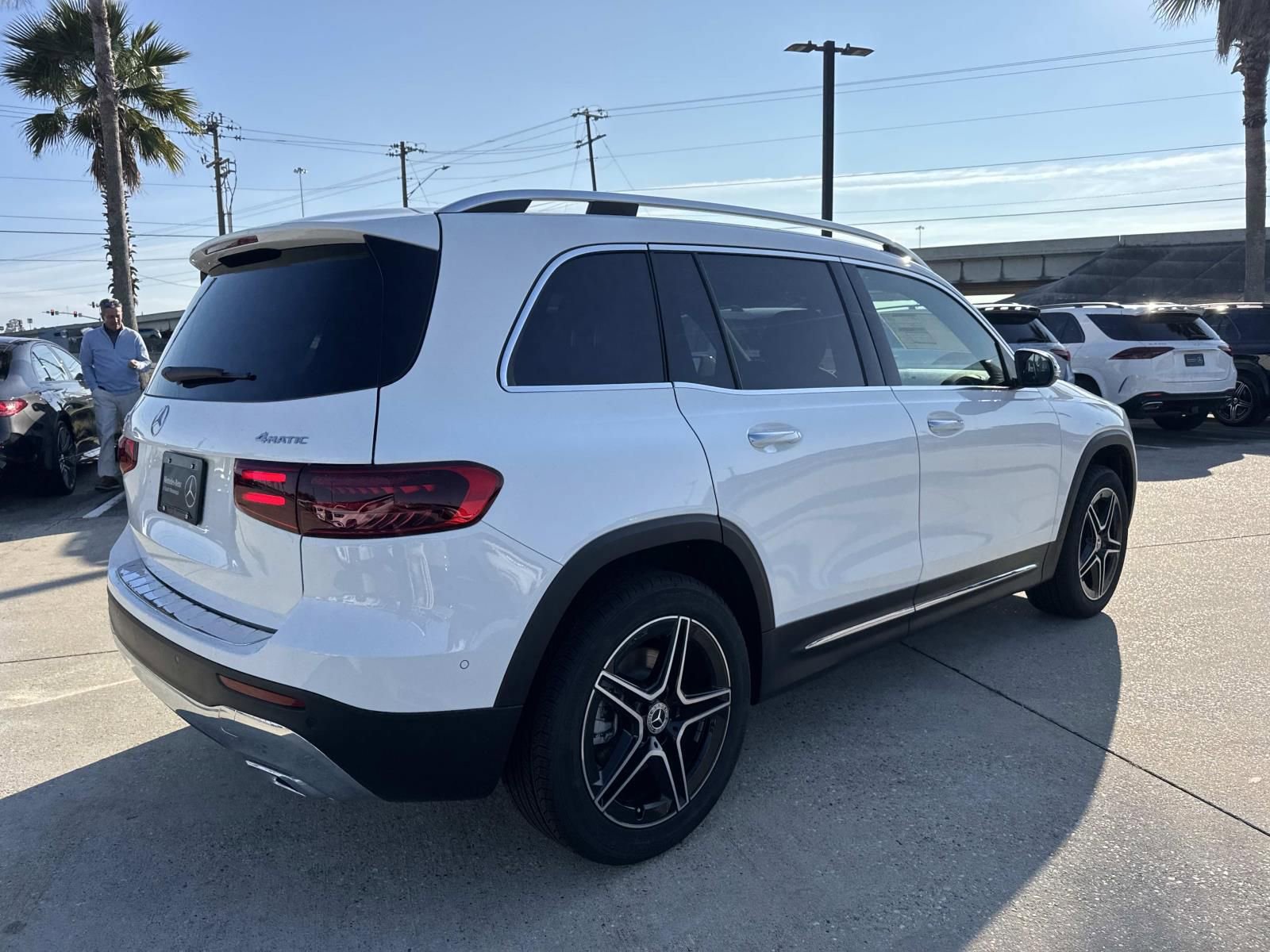 New 2026 Mercedes-Benz GLB 250 4MATIC image 4