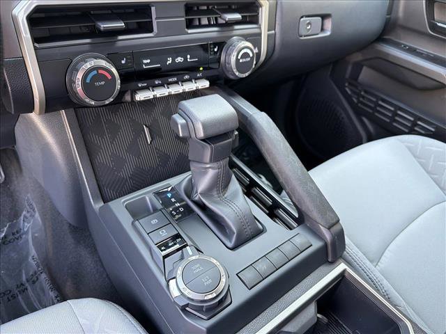 New 2026 Toyota Tacoma SR5 AWD/4WD image 17