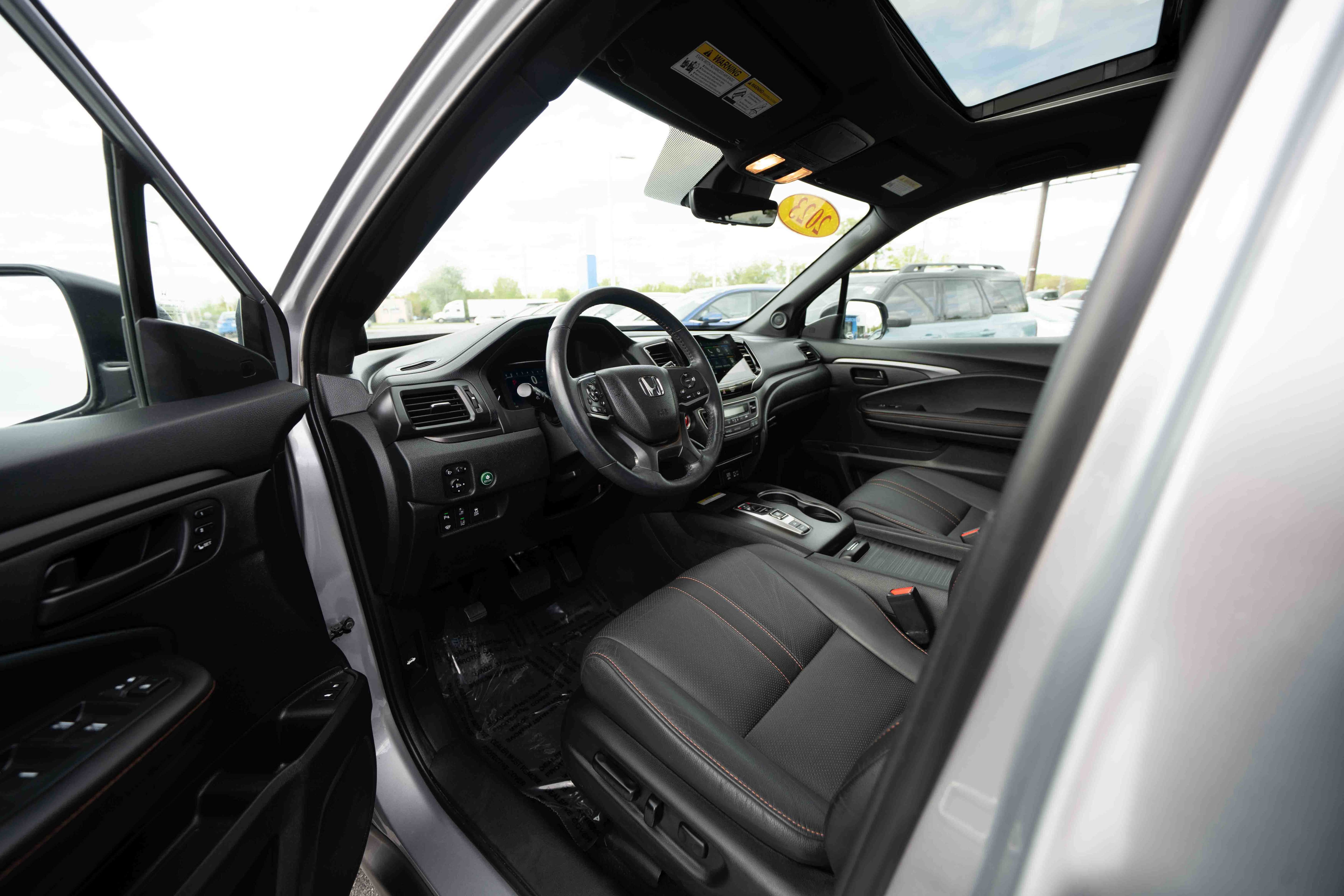 Certified 2023 Honda Passport TrailSport image 8