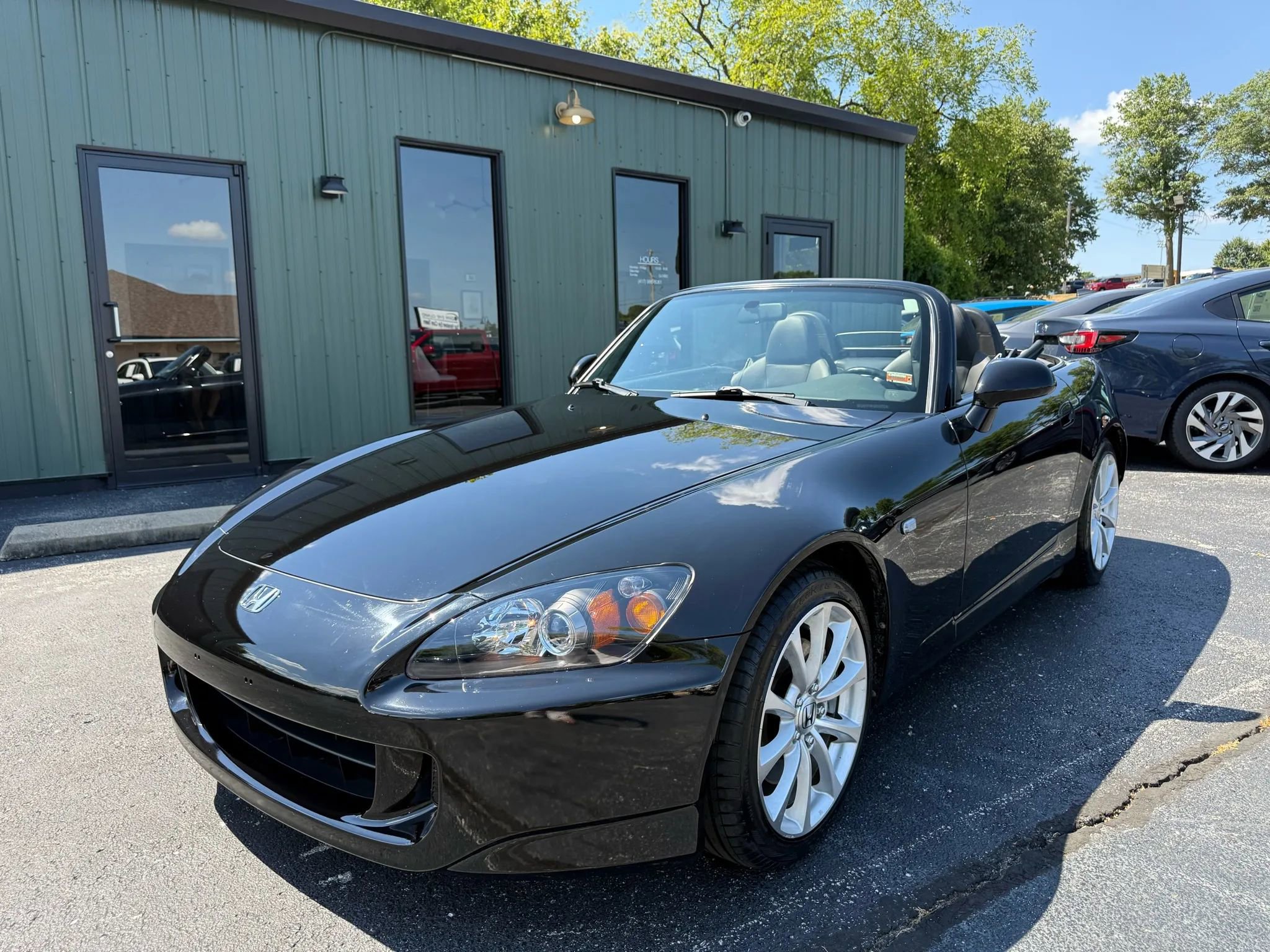 Used 2006 Honda S2000 image 10