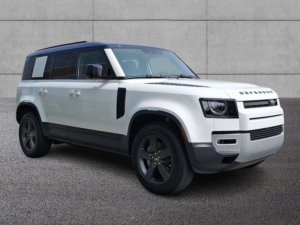 New 2025 Land Rover Defender 110 S image 2