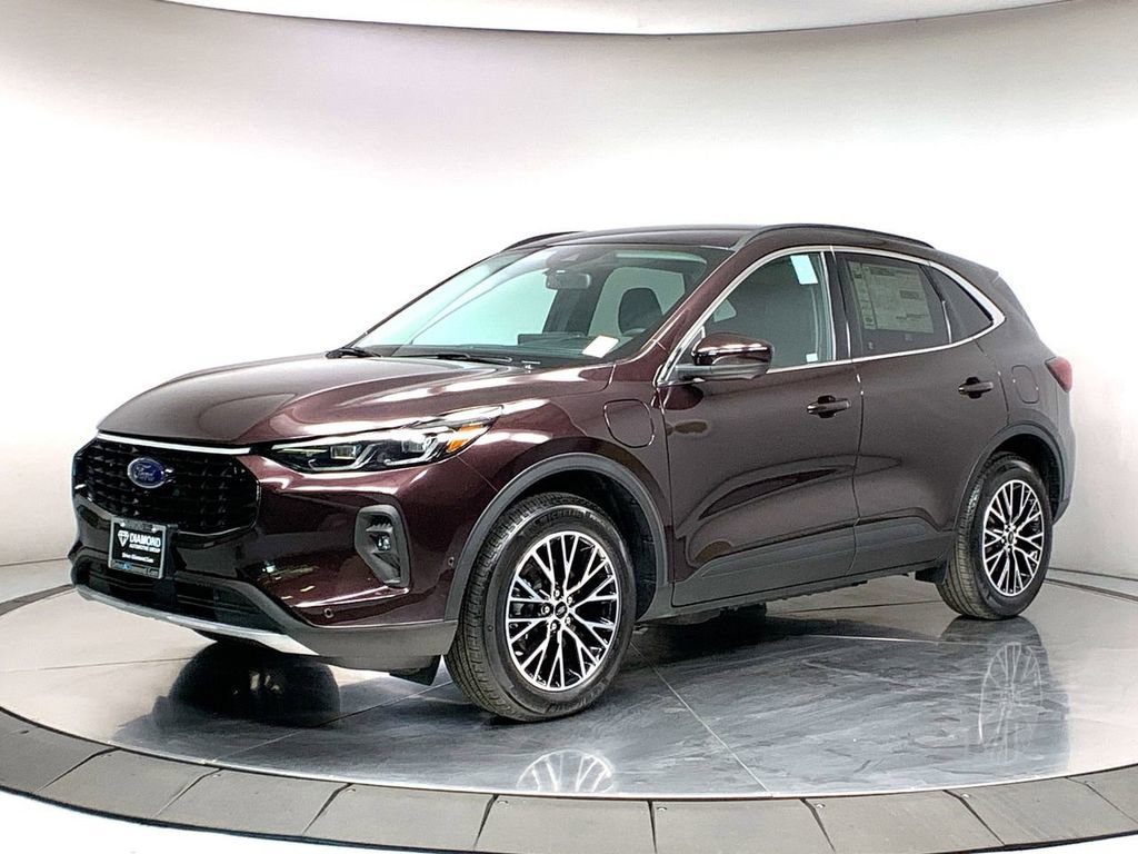 New 2023 Ford Escape SE w/ PHEV Premium Package