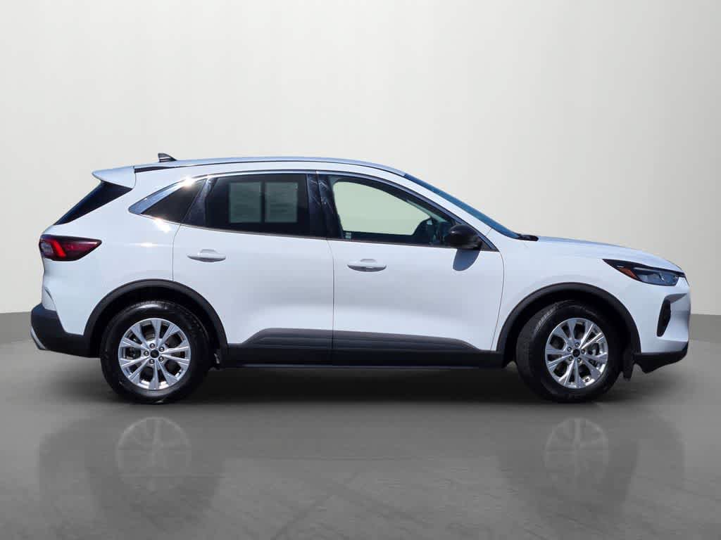 Used 2024 Ford Escape Active FWD image 7