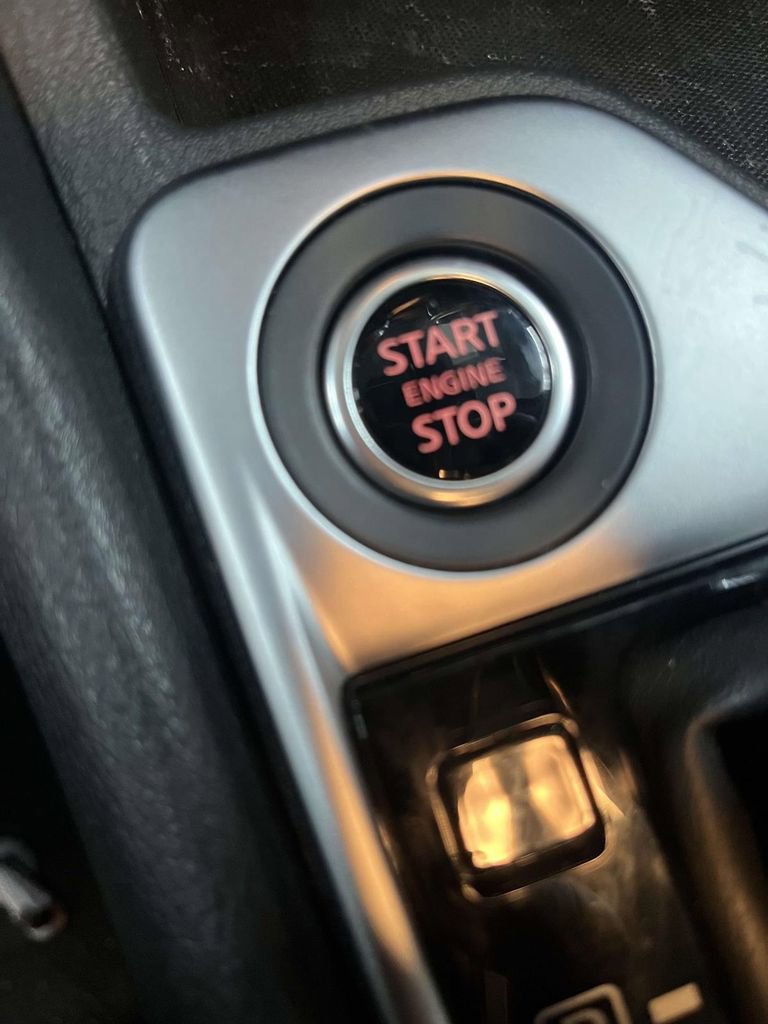 Used 2023 Nissan Sentra SR w/ Electronics Package image 19