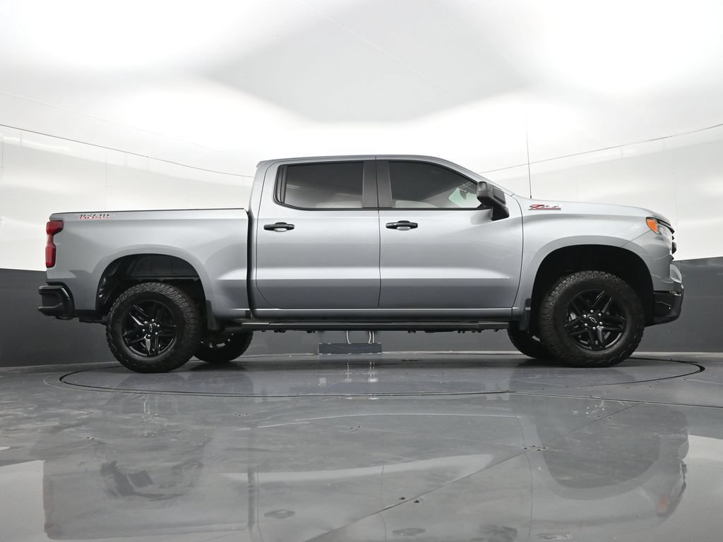 Used 2024 Chevrolet Silverado 1500 LT Trail Boss w/ Convenience Package II AWD/4WD image 30
