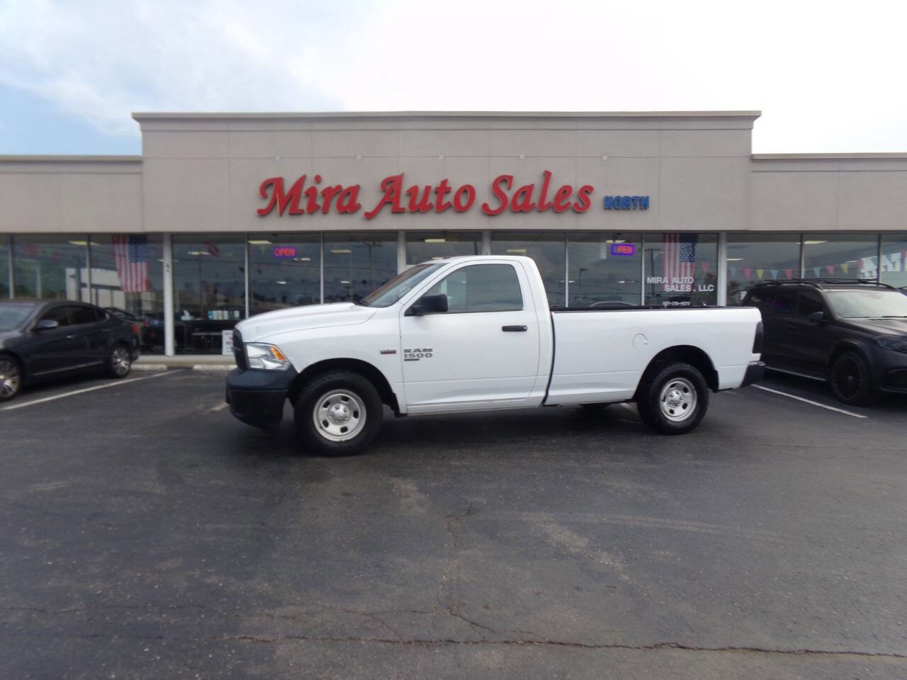 Used 2019 RAM 1500 Tradesman w/ Popular Equipment Group image 1