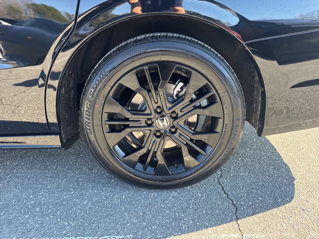 Used 2025 Honda Odyssey Sport-L image 33