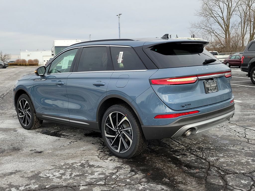 New 2026 Lincoln Corsair Reserve w/ Rear Removable Package Tray AWD/4WD image 6